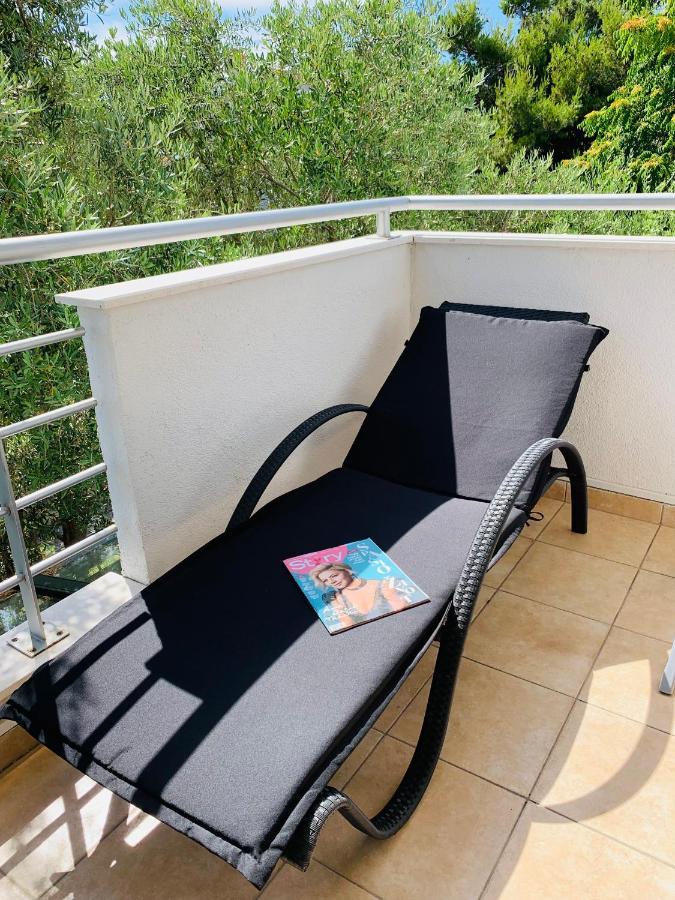 Ivana Apartment With Terrace Novalja Extérieur photo